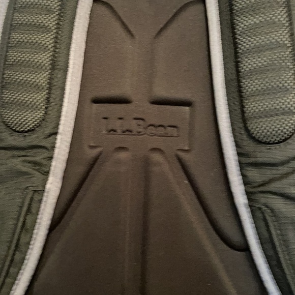 LLBean black backpack with soft section for laptop - Picture 10 of 15